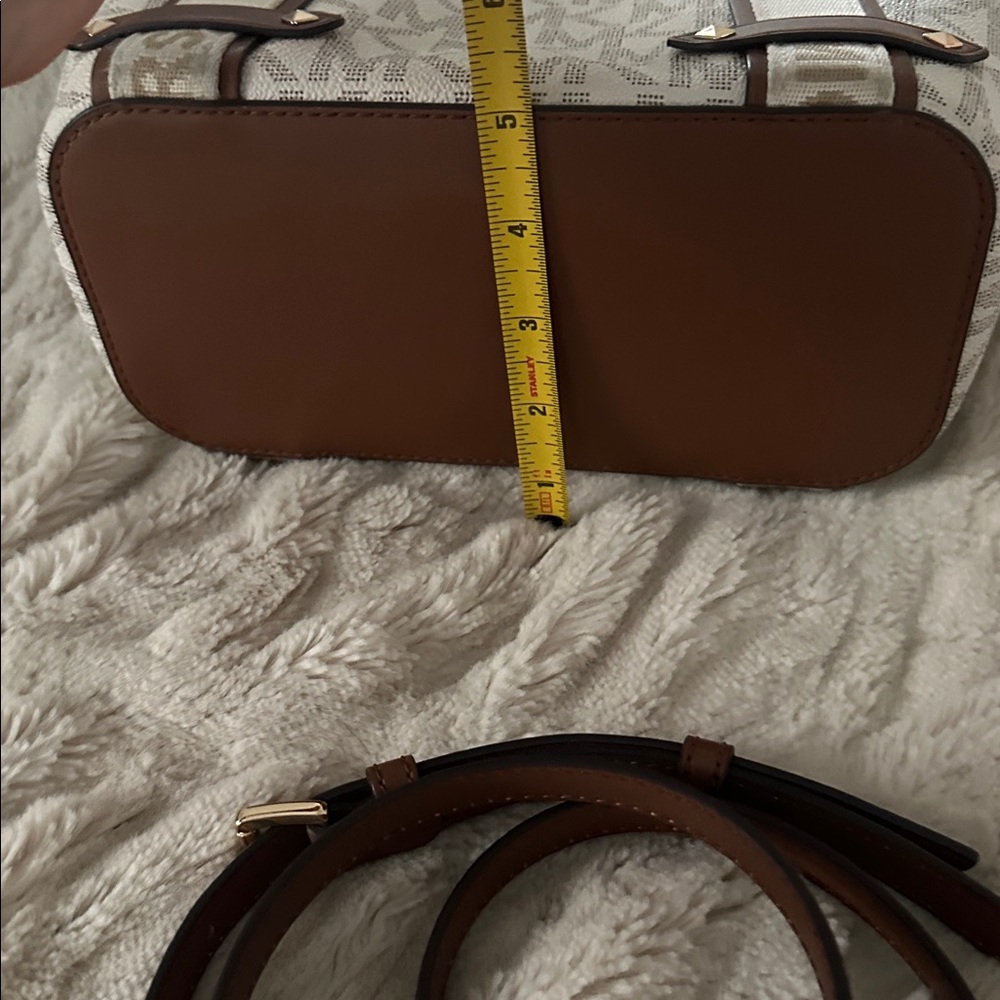 MICHAEL KORS Cream & Brown Logo Canvas Tote with Removable Strap - Picture 6 of 6